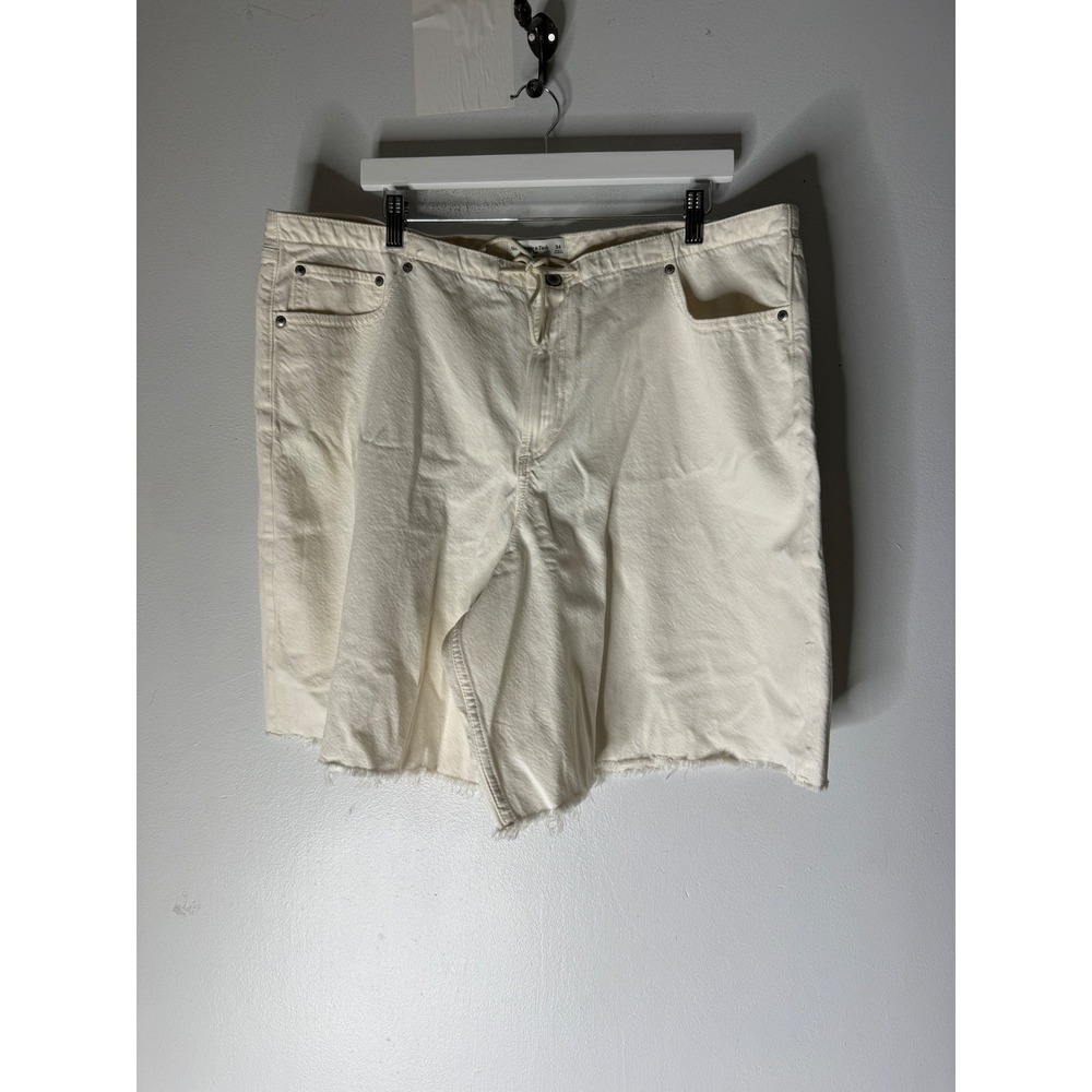 Abercrombie & Fitch curve love Jort mid Rise Jort white raw hem size 34 women